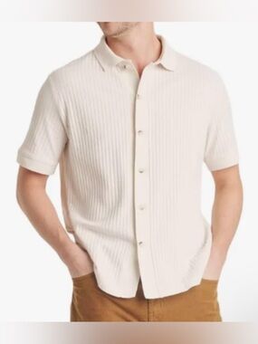 Goodfellow & Co. Men's Textured Full Button Polo Shirt
Color: Dog Bone
XL NWT